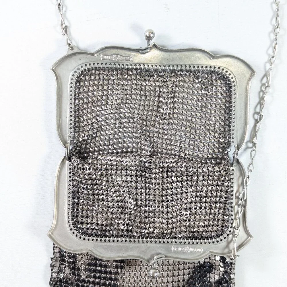Art Deco Whiting & Davis Mesh Bag Black and White Sunrise - Picture 6 of 14